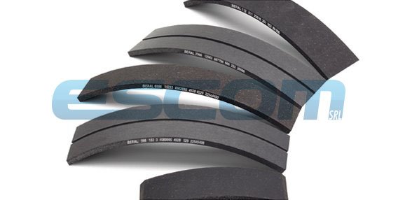 Kit Accessori Freni Anteriori Blue Print ADG048607, Pastiglie E Materiale D'attrito Per Kia E Hyundai